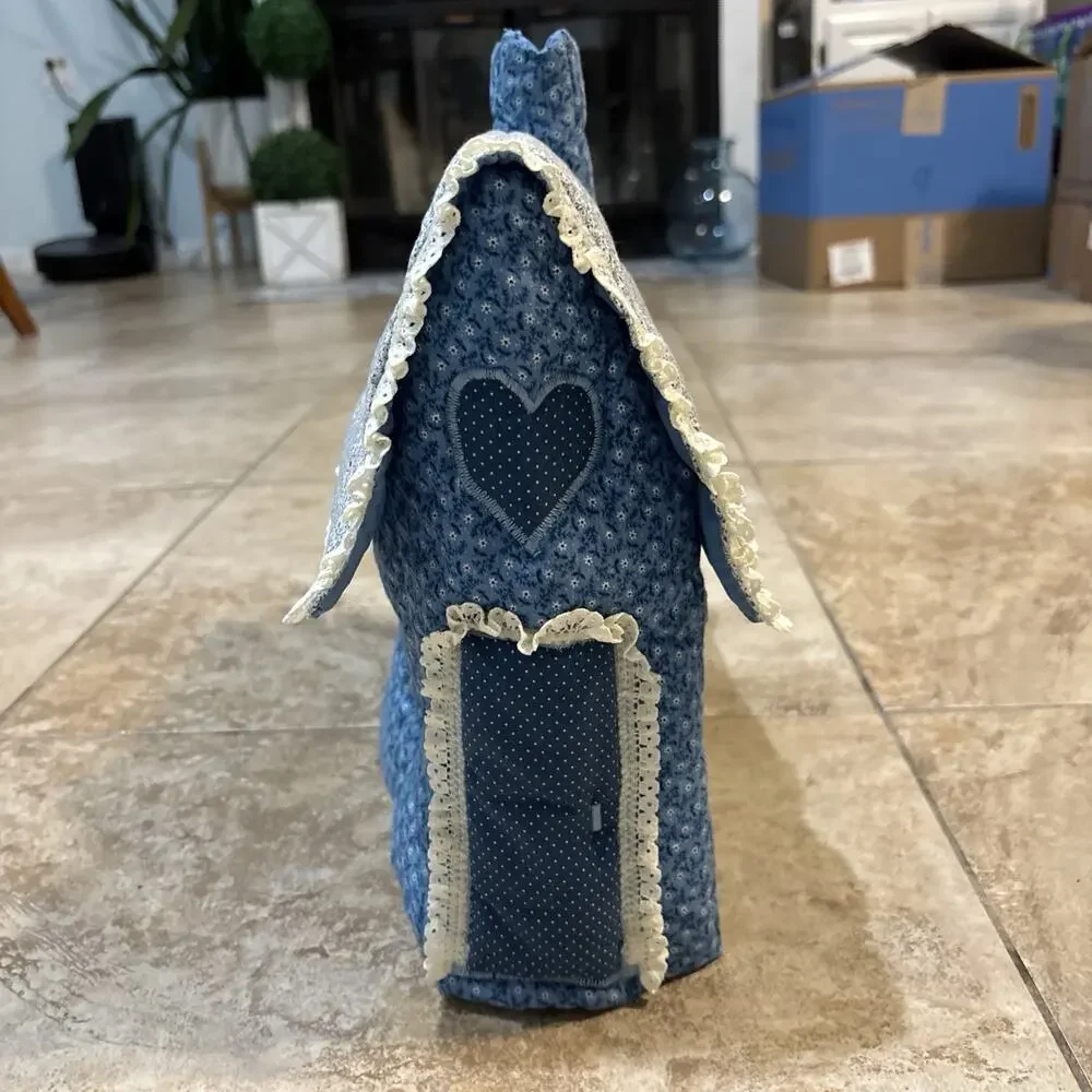 Handmade Blue Calico House Tissue Box Cover Quilted Lace Country Cottagecore